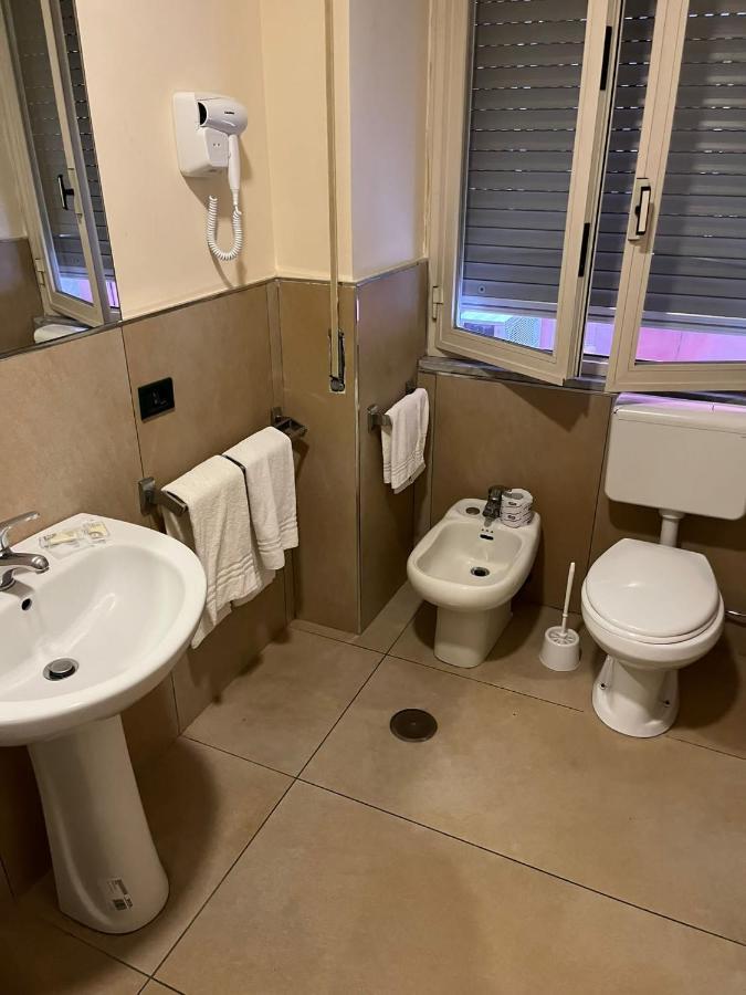 Hotel Porta A Porta Napoli Bagian luar foto