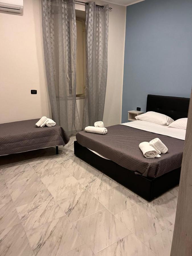 Hotel Porta A Porta Napoli Bagian luar foto
